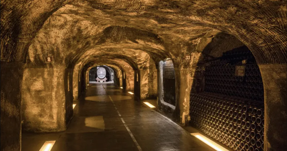 Caves de Champagnes situées à Épernay